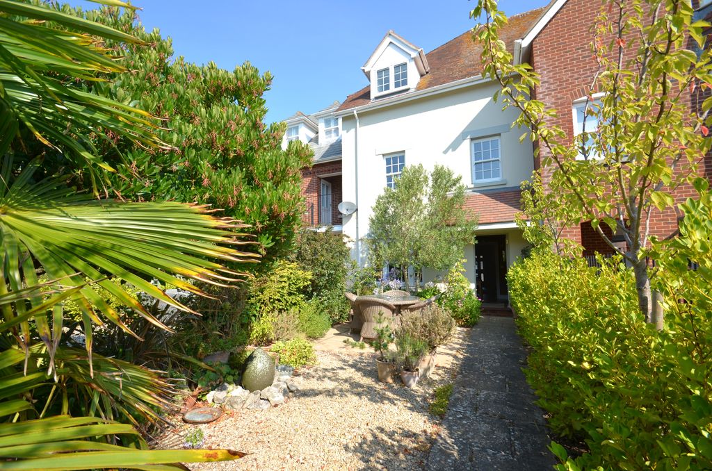 House Mudeford in Christchurch