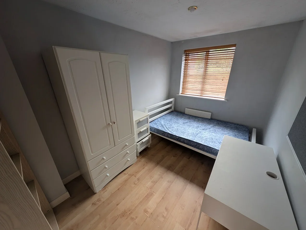 Room Nightingale Shott in Borough of Runnymede