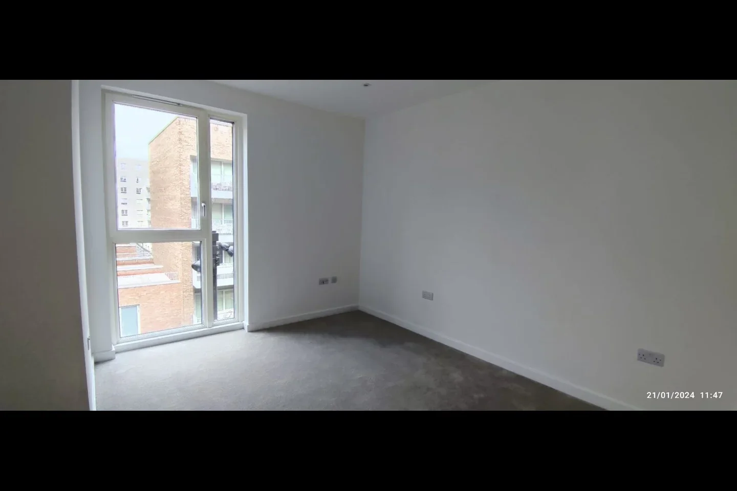 Flat Frogley Park in Greater London