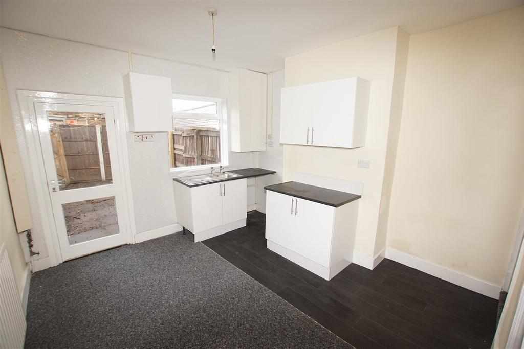 Flat Tiverton Road in Birmingham