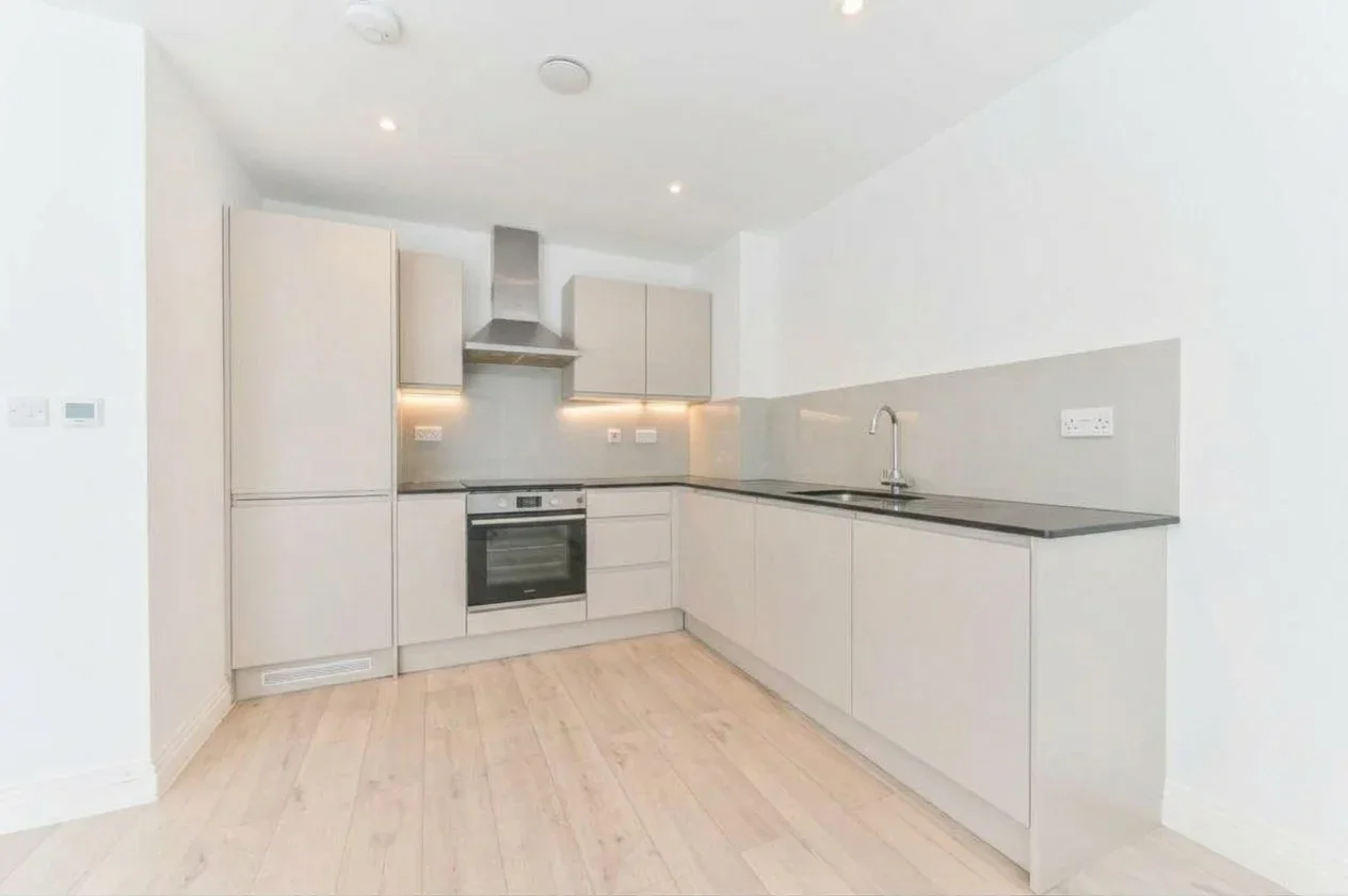 Flat More Close in Greater London
