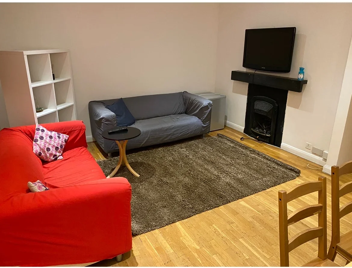 Flat Fenwick Place in Greater London