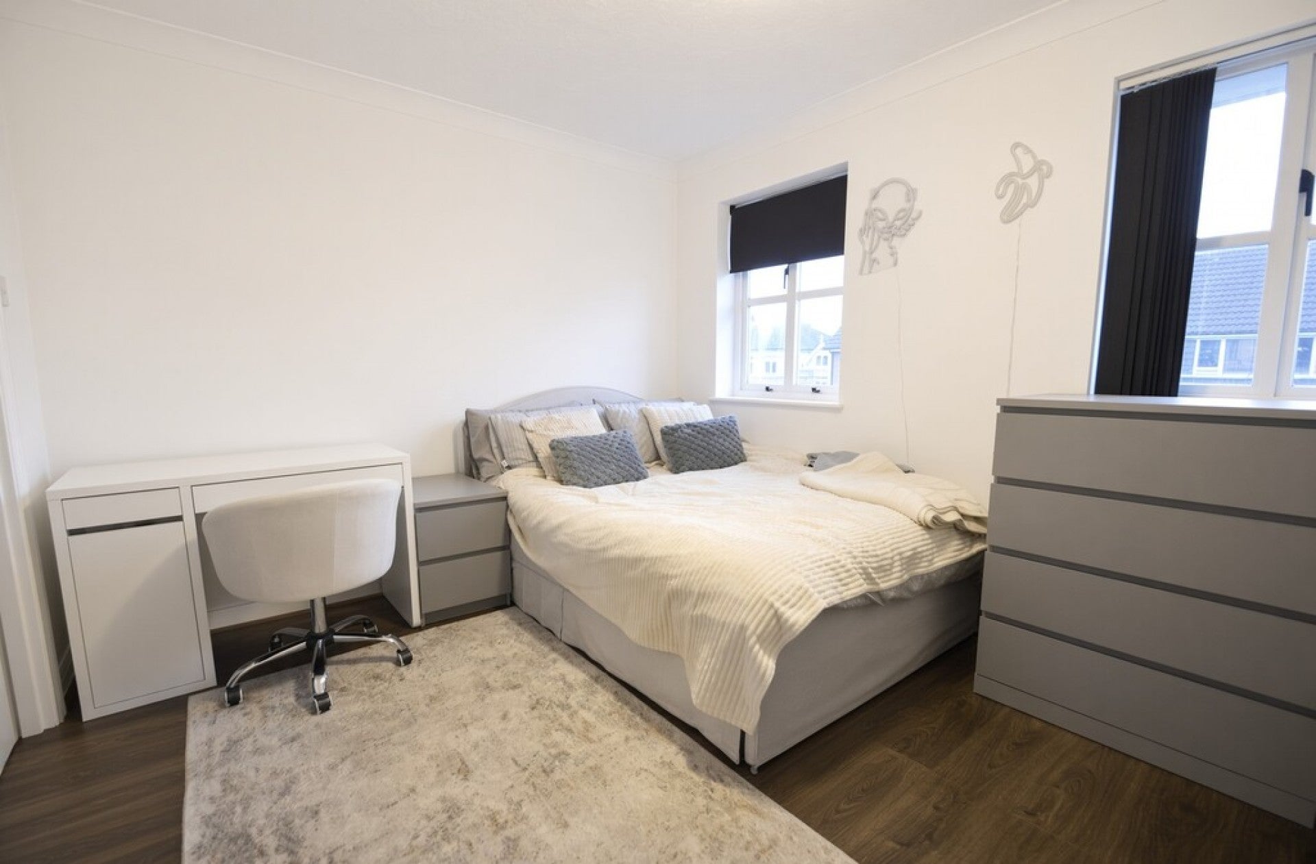 Room Park Road in Borough of Runnymede