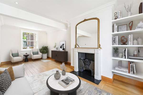 House Bywater Street in Greater London