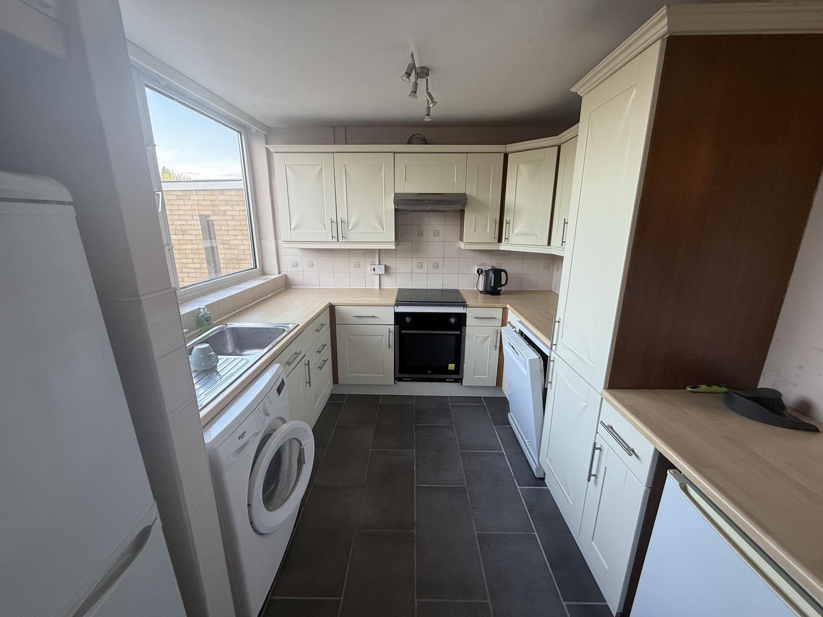 Room Sapphire Crescent in Worcester