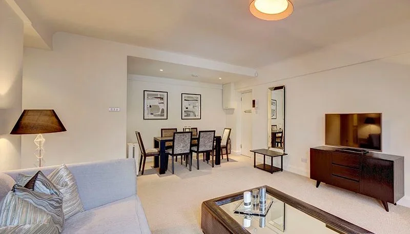 Flat Fulham Road in Greater London