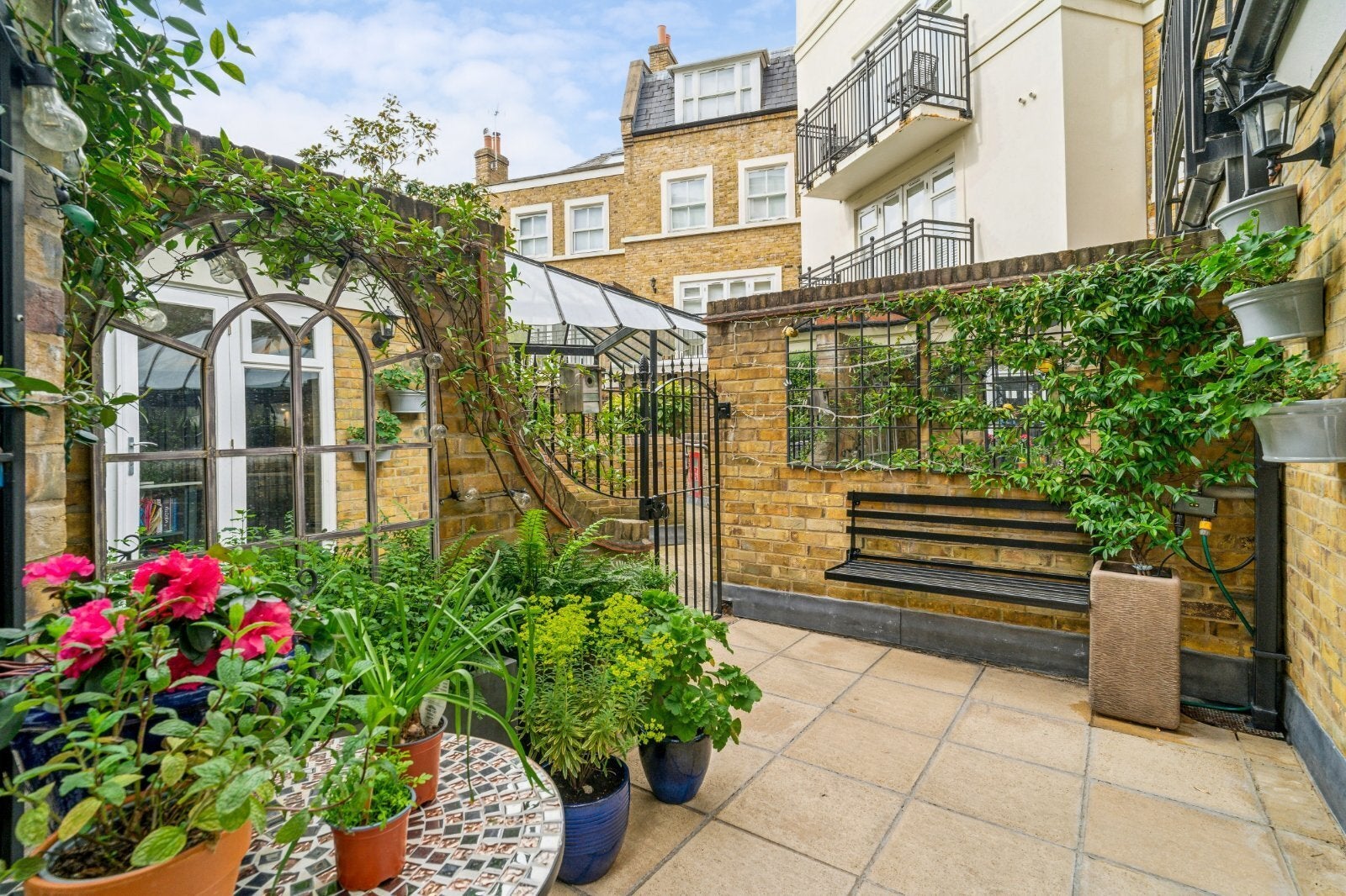 House South End Row in Greater London