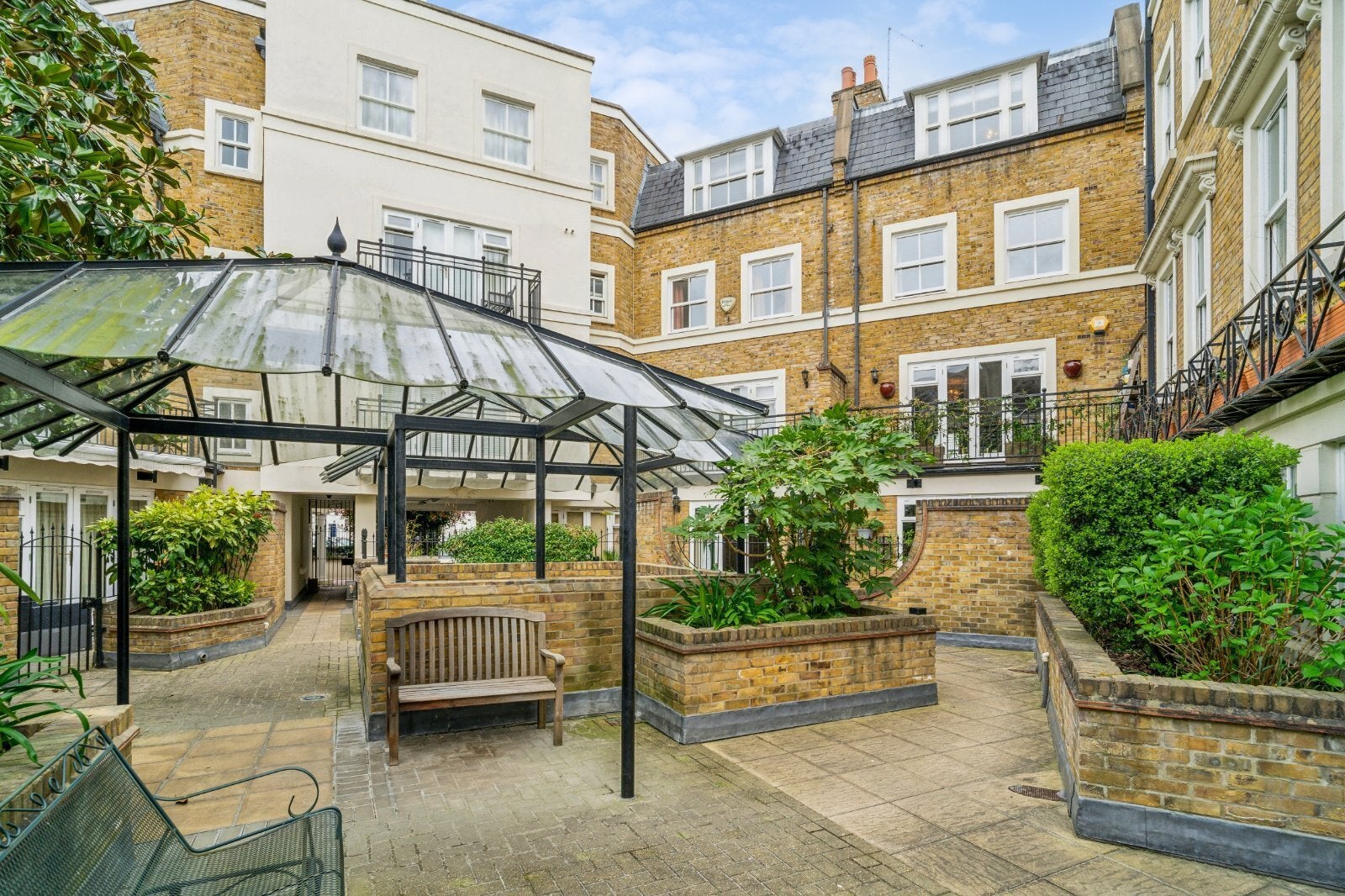 House South End Row in Greater London