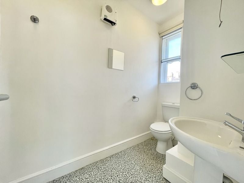Flat Coram Street in Greater London