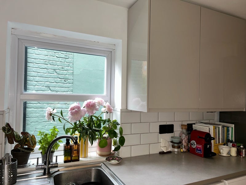 Room Newington Green Road in Greater London