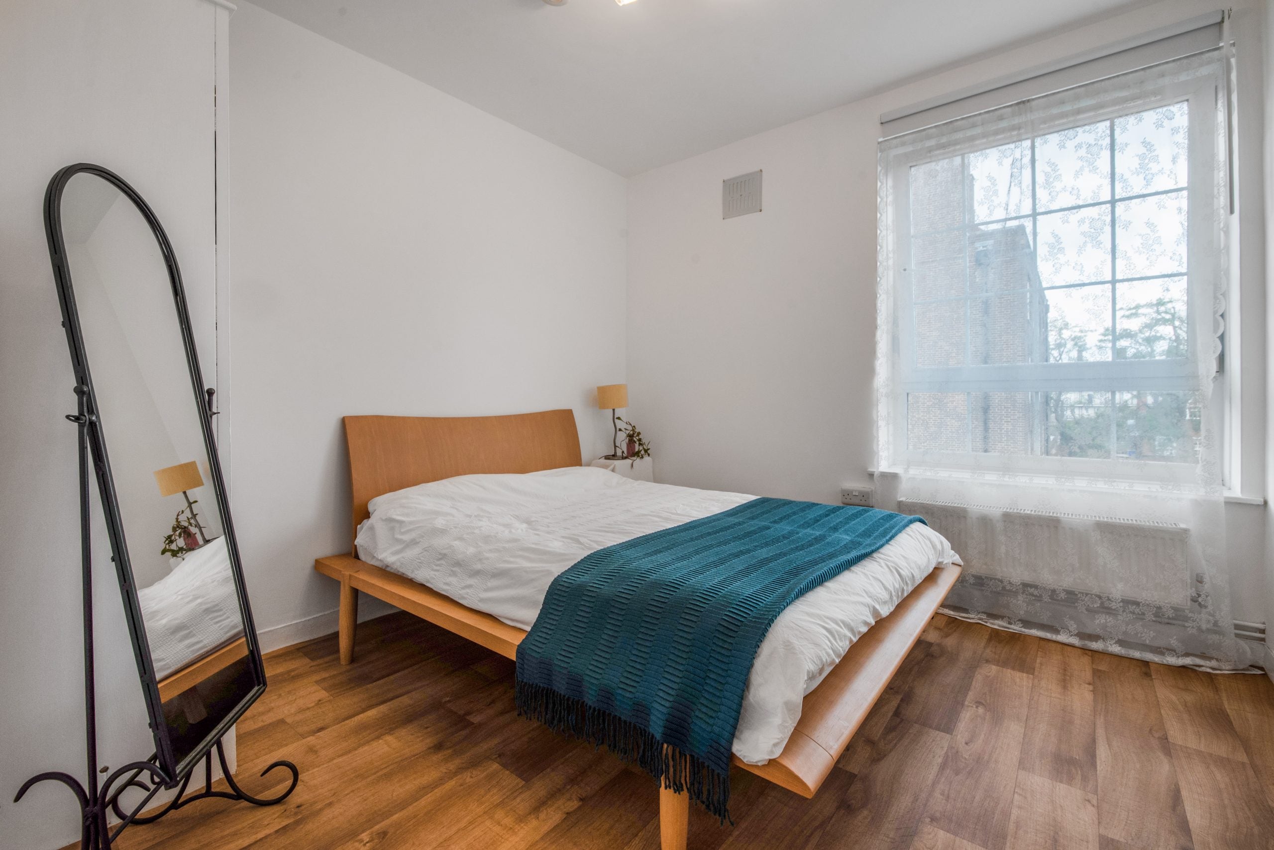Flat Potier Street in Greater London