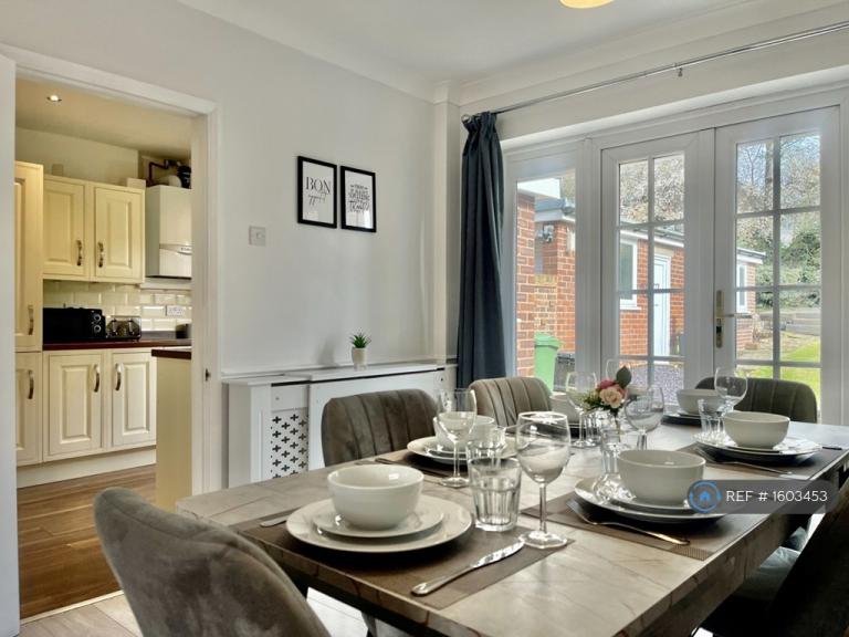 House The Friars in Greater London