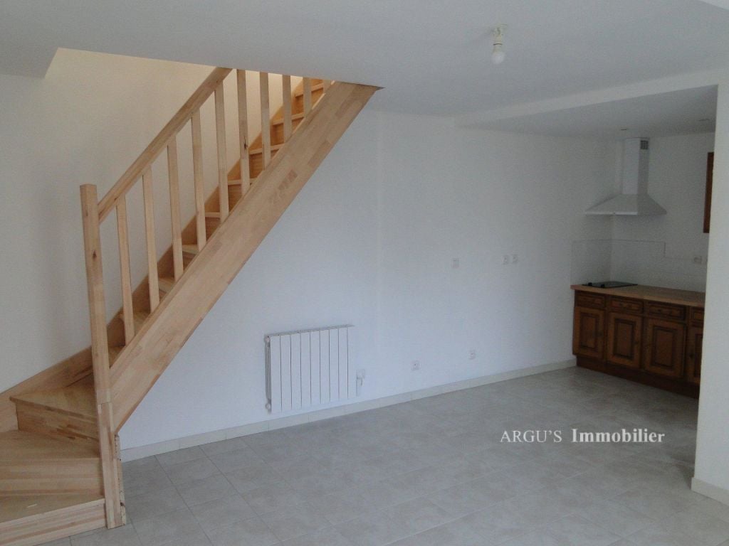 Flat Grande Rue in Valence-en-Poitou