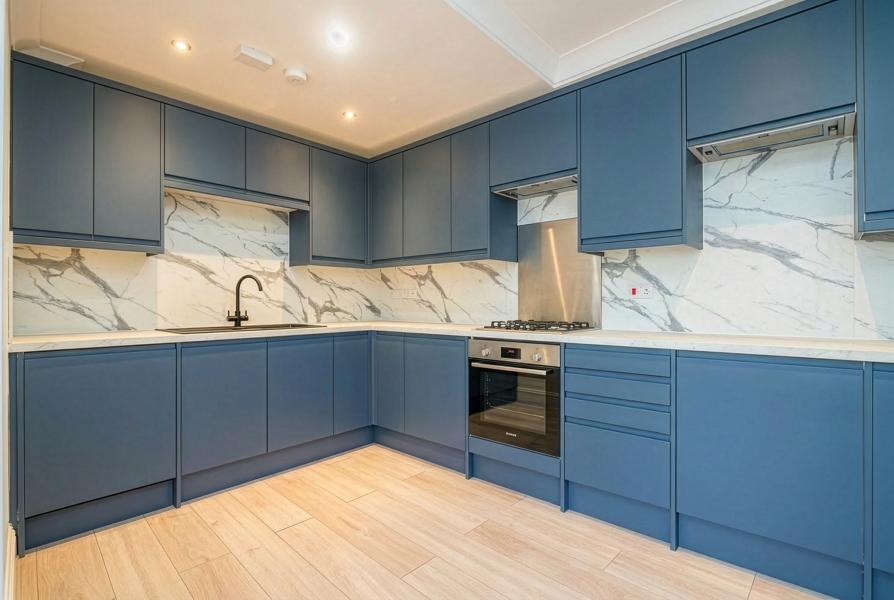 Flat Rye Lane in Greater London