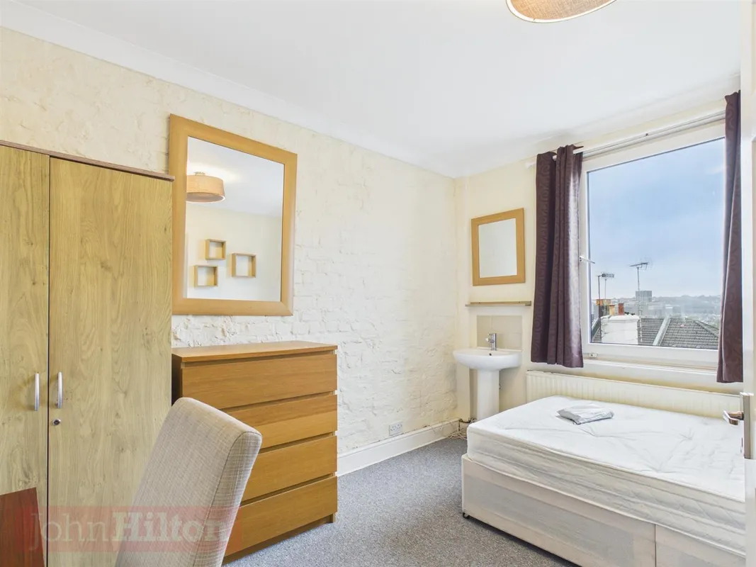 Room Islingword Street in Brighton
