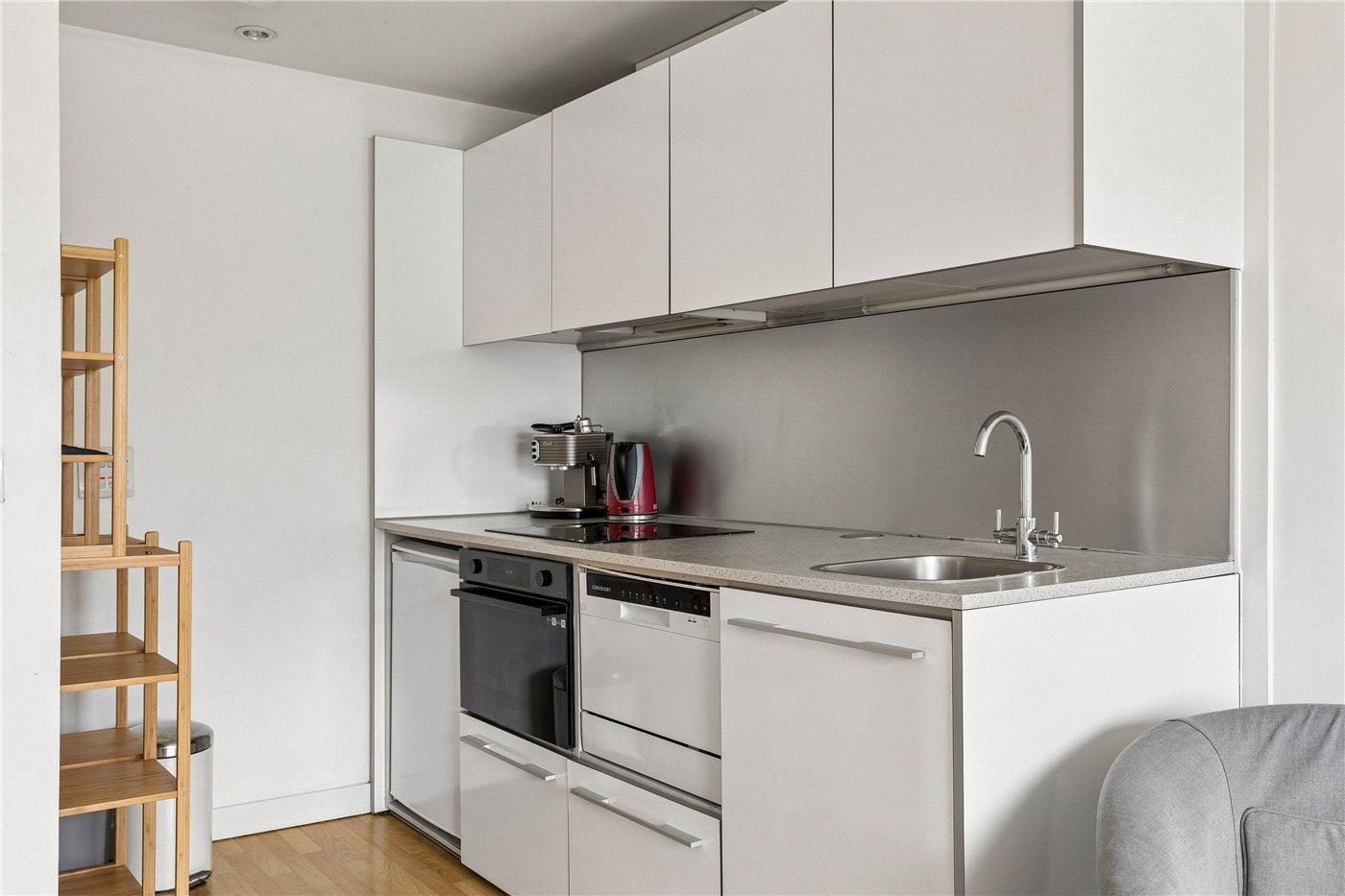 Flat Essex Road in Greater London