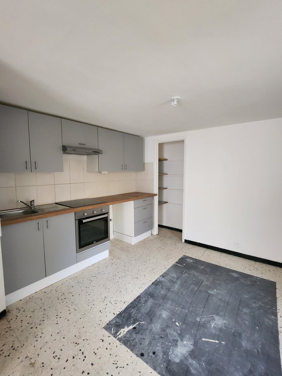 Appartement Grand Rue Jean Moulin à Montagnac