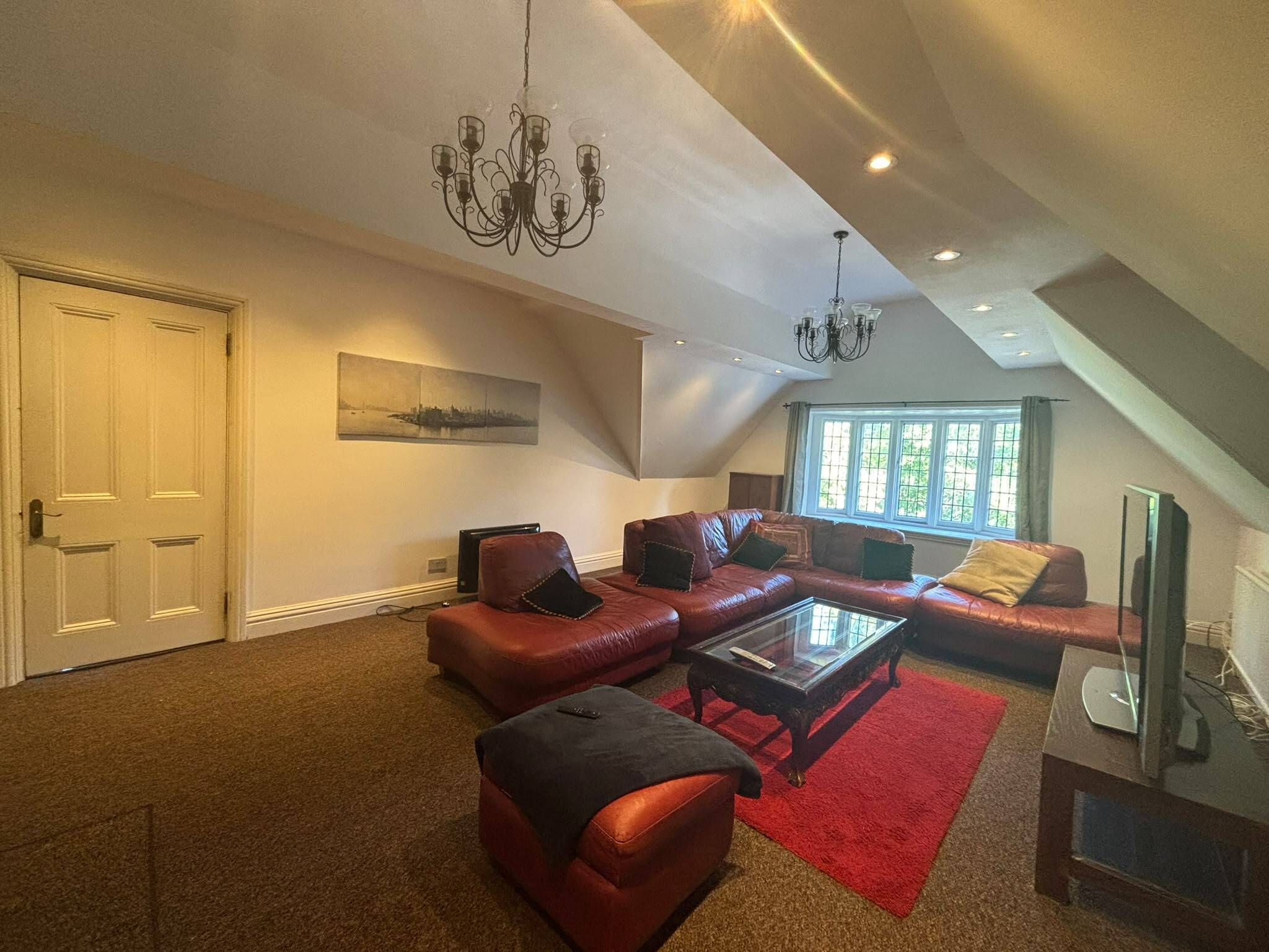 Flat Amesbury Road in Birmingham