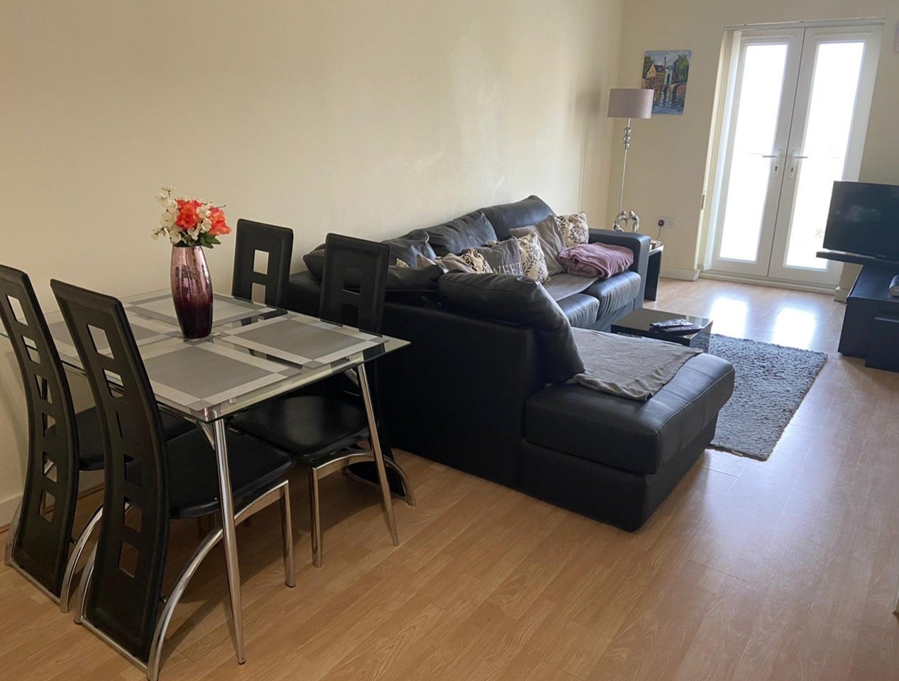 Flat Mimms Hall Road in Hertsmere