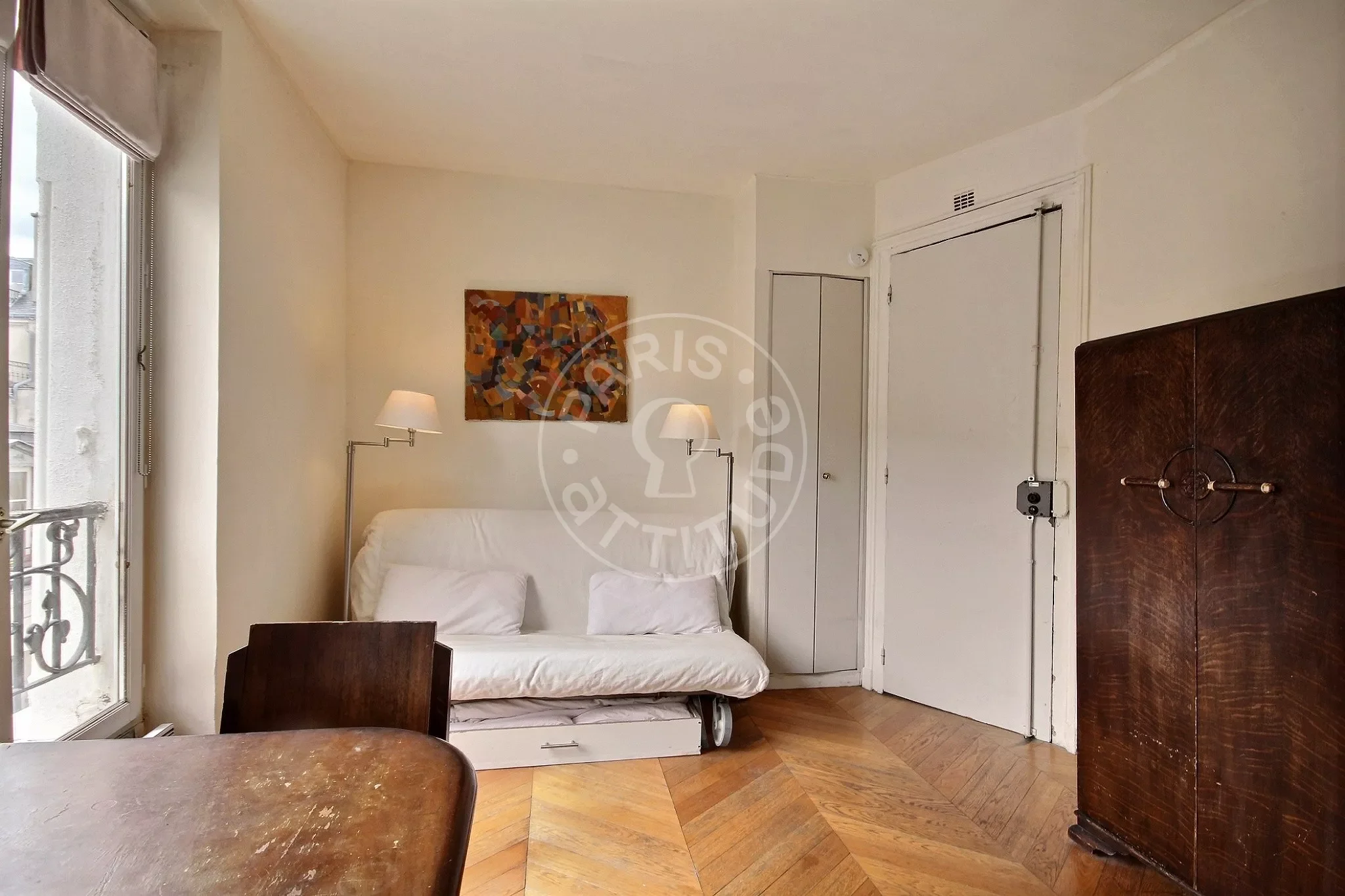 Flat Rue Debelleyme in Paris
