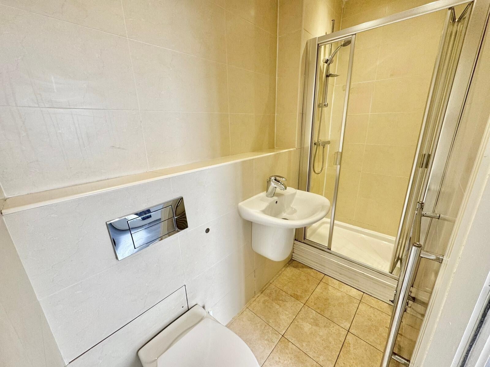 Flat Carlett View in Liverpool