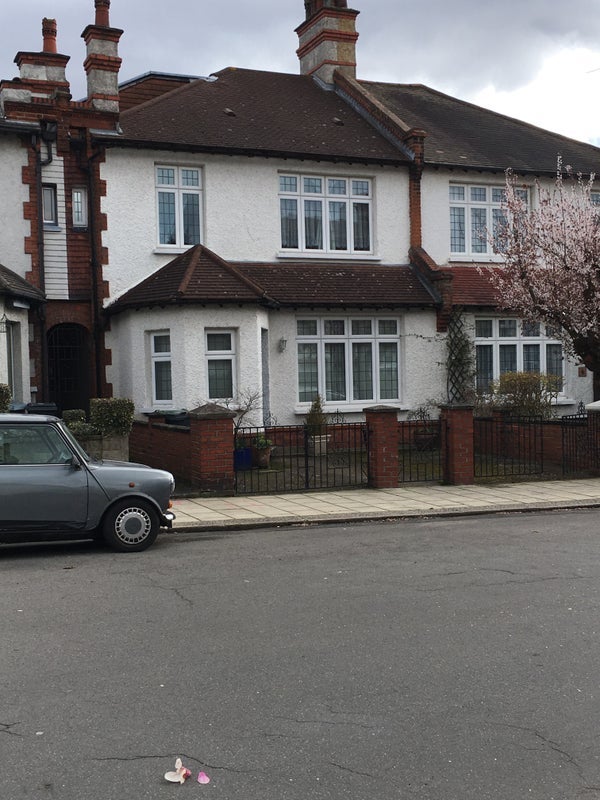 Room Strathbrook Road in Greater London