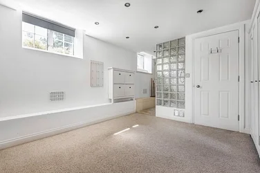 House Timberland Close in Greater London
