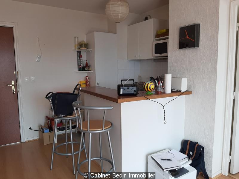 Appartement Rue du Jardin Public à Bordeaux