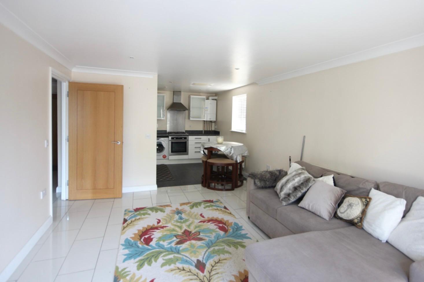 Flat Brightwen Grove in Greater London
