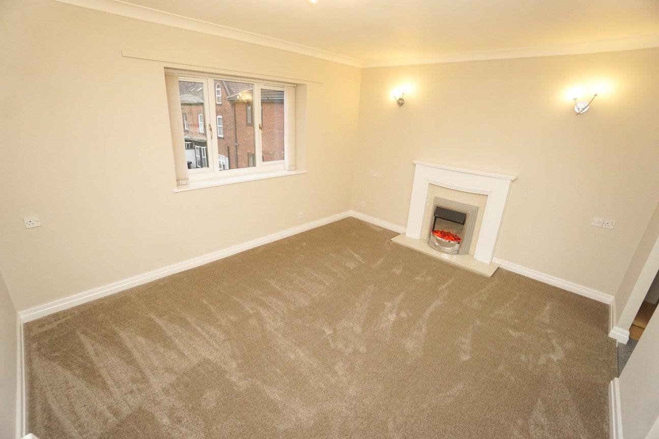 Flat Westgate Avenue in Bolton