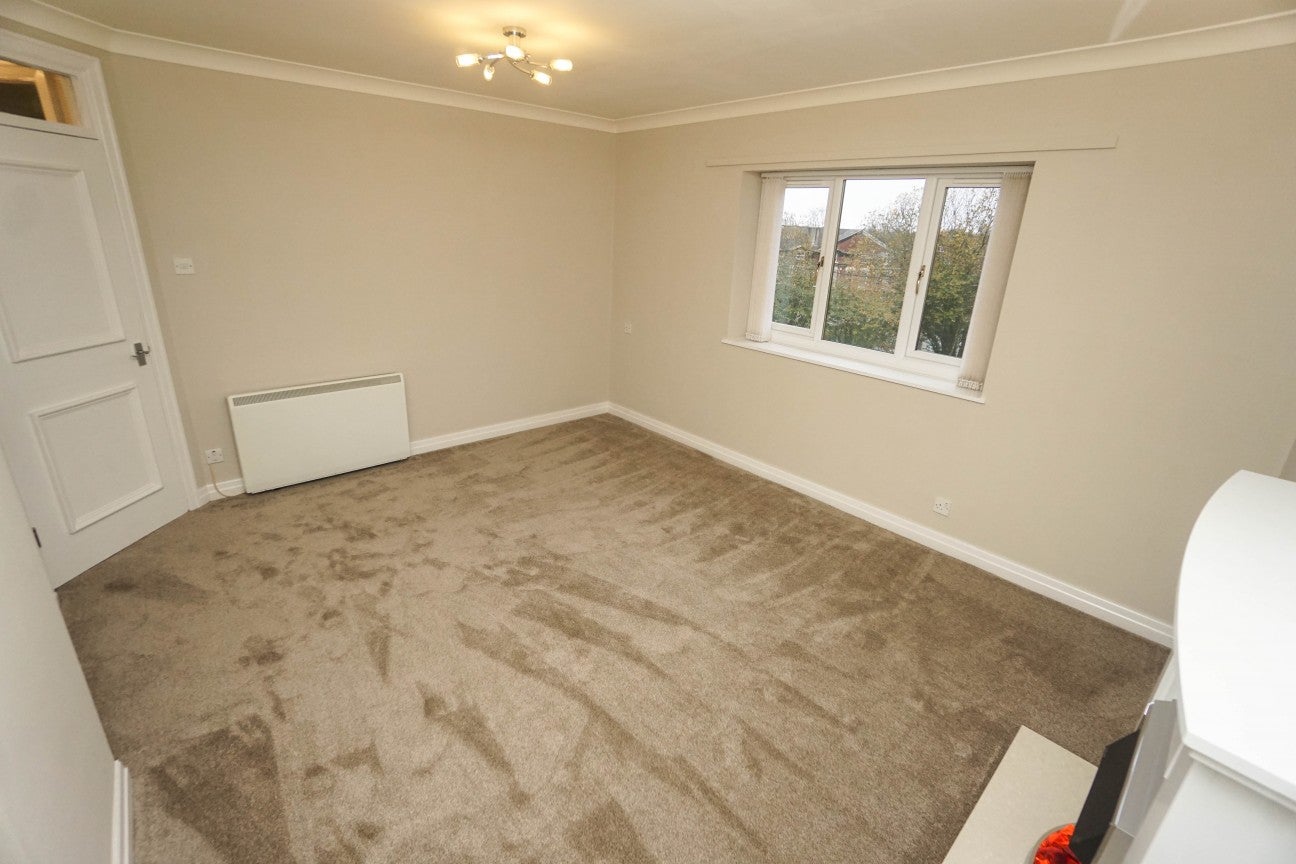 Flat Westgate Avenue in Bolton