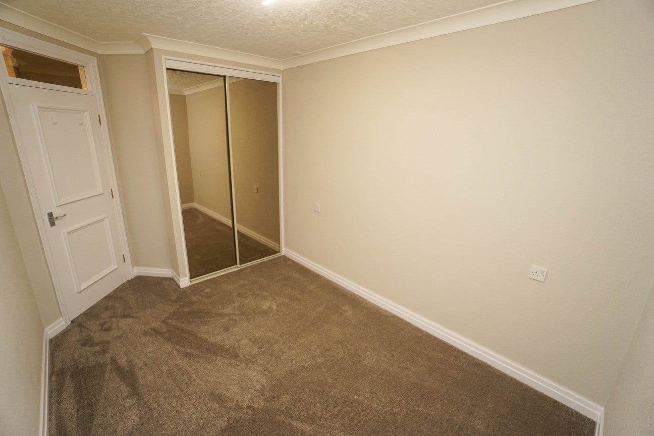 Flat Westgate Avenue in Bolton