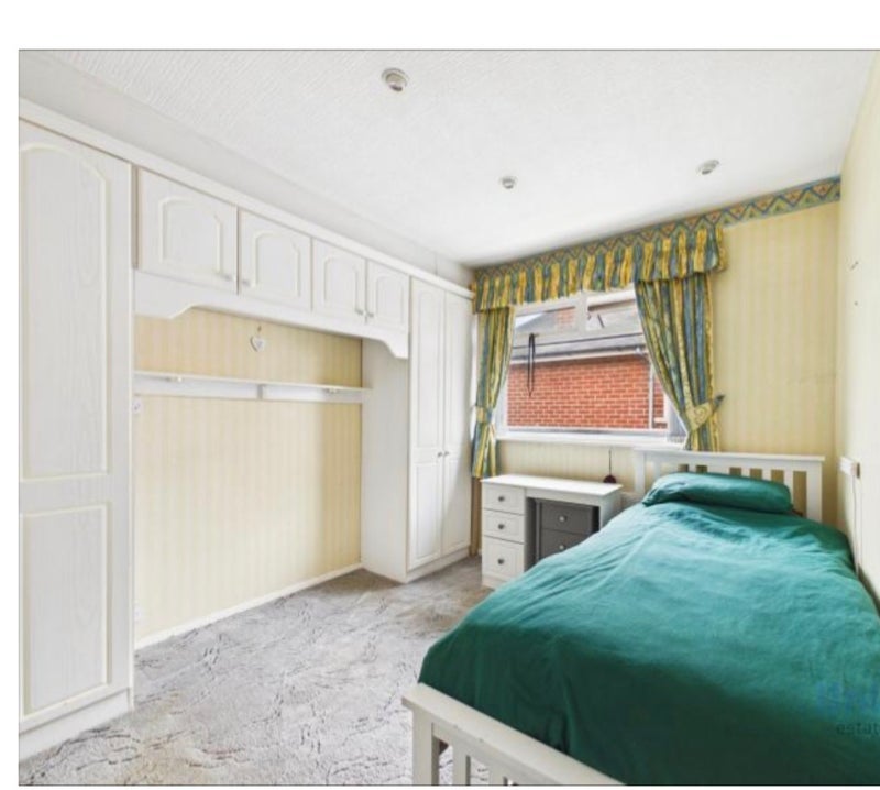 Room Allenby Road in Borough of Fylde