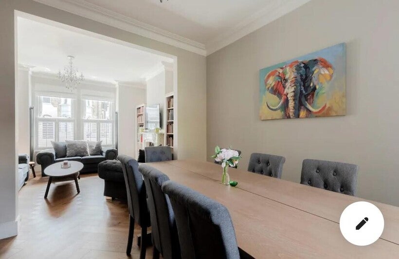 Room Percy Road in Greater London