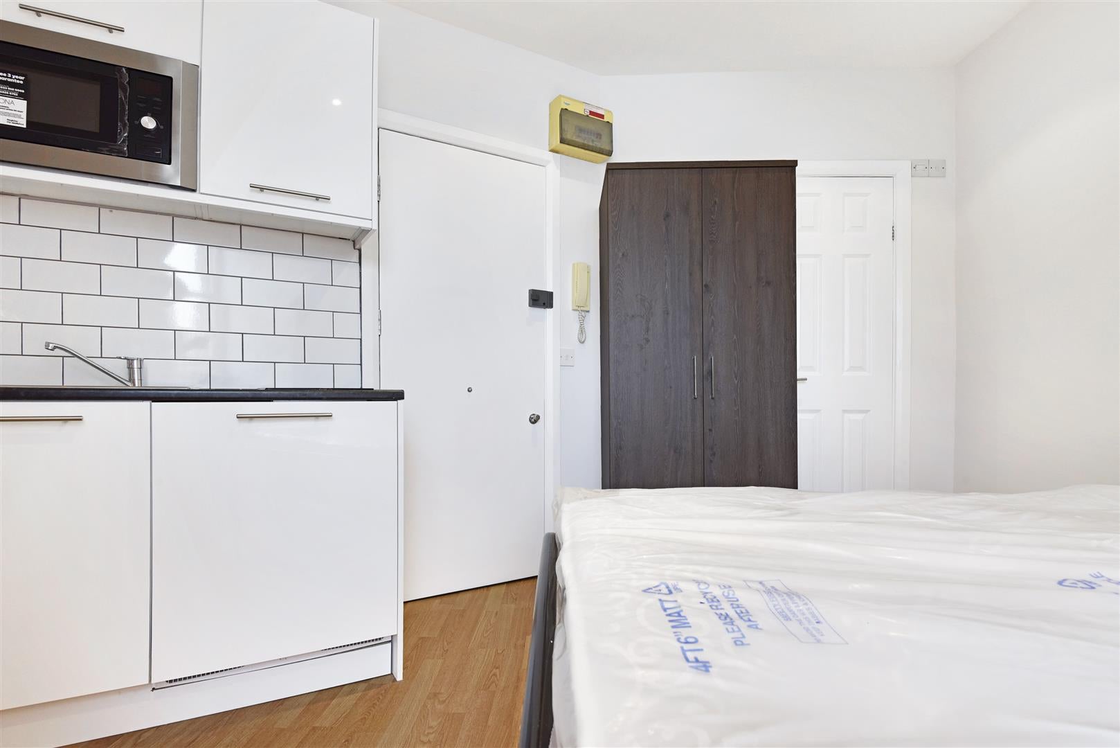 Flat Gunterstone Road in Greater London