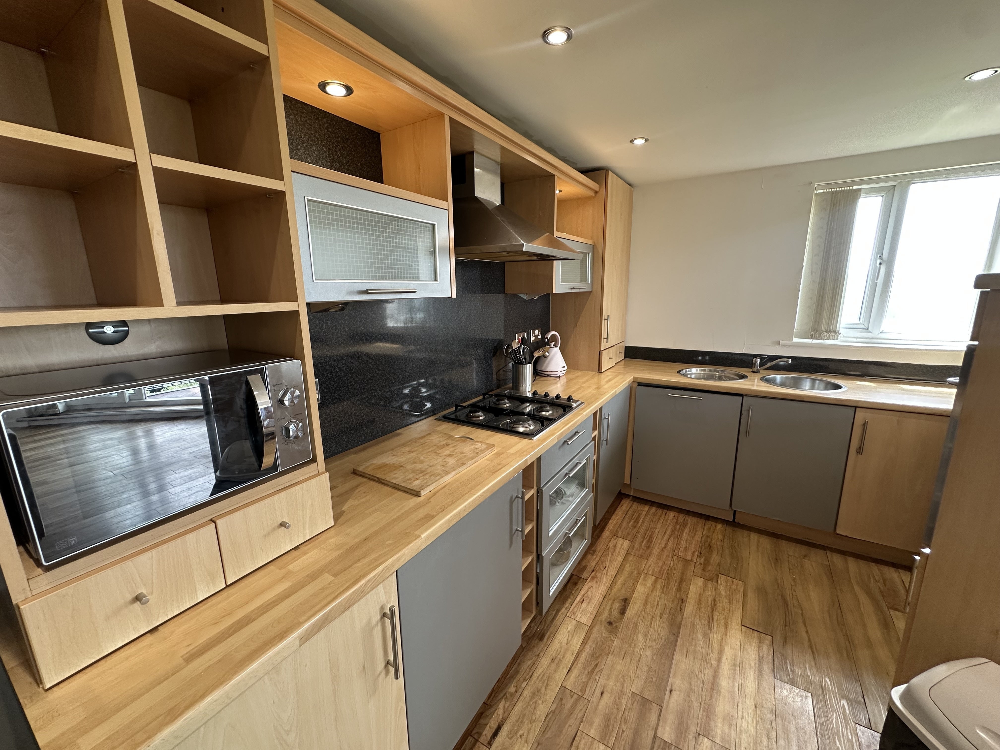 Flat Ellerman Road in Liverpool