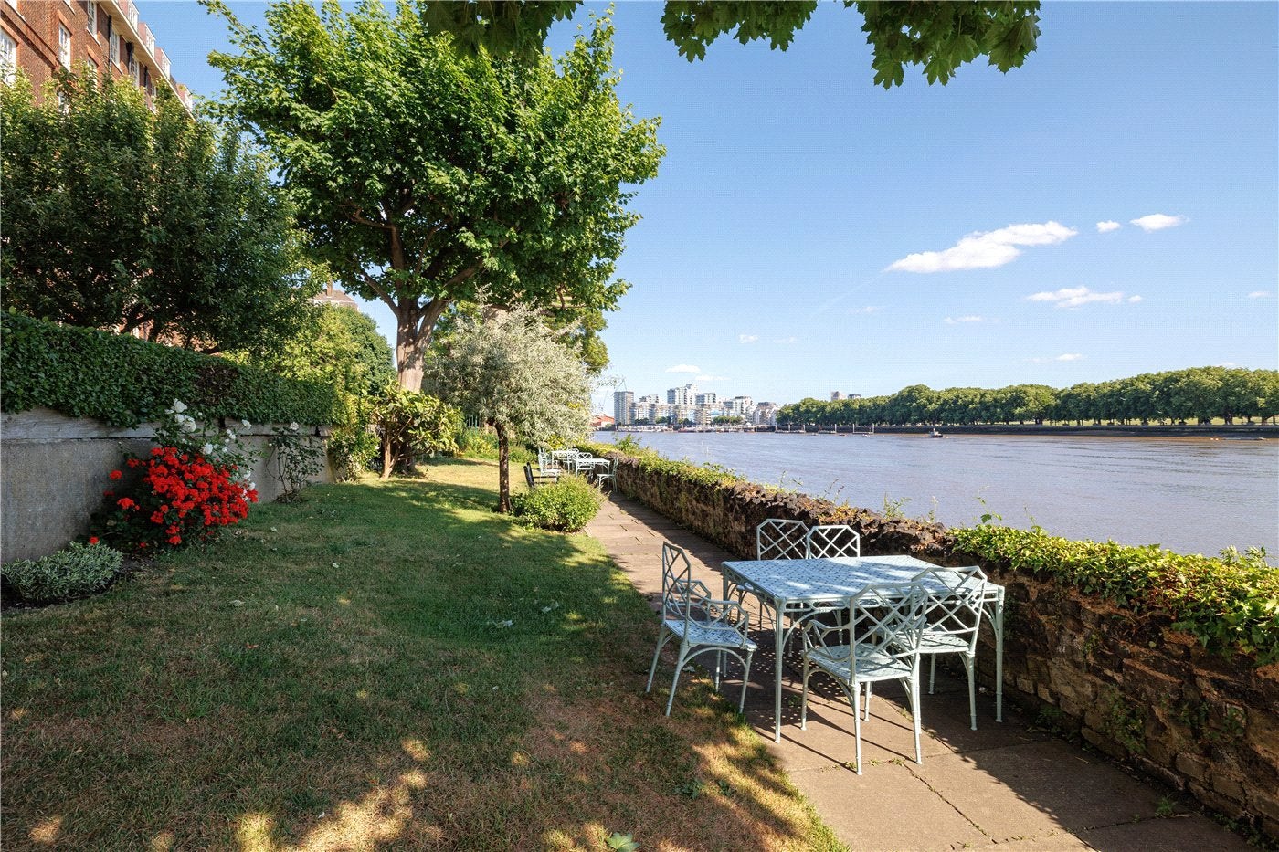 Flat Ranelagh Gardens in Greater London