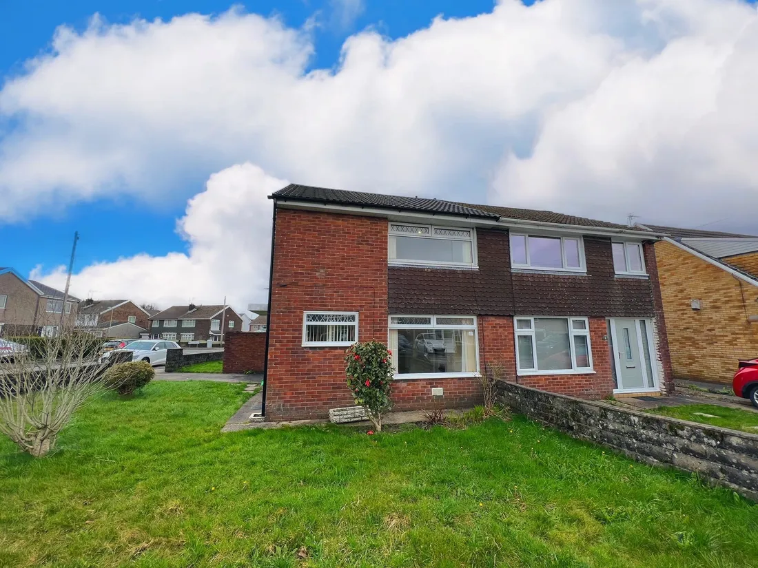 House Cardigan Close in Hawthorn