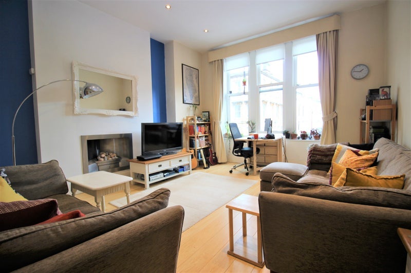 Room Great Western Road in Glasgow