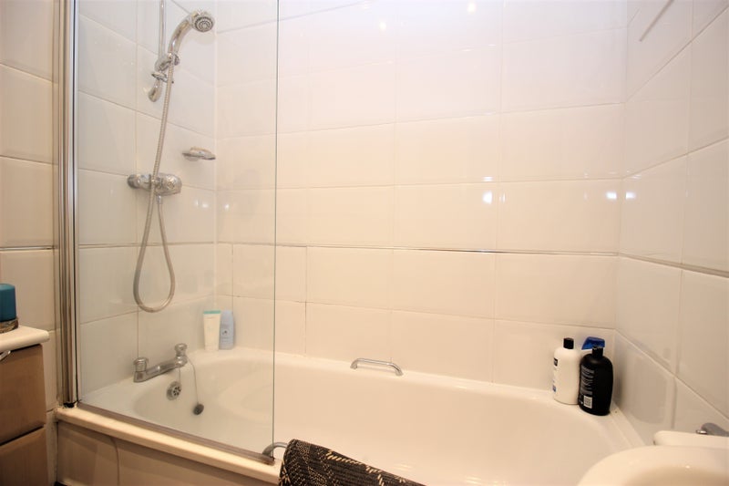 Room Great Western Road in Glasgow