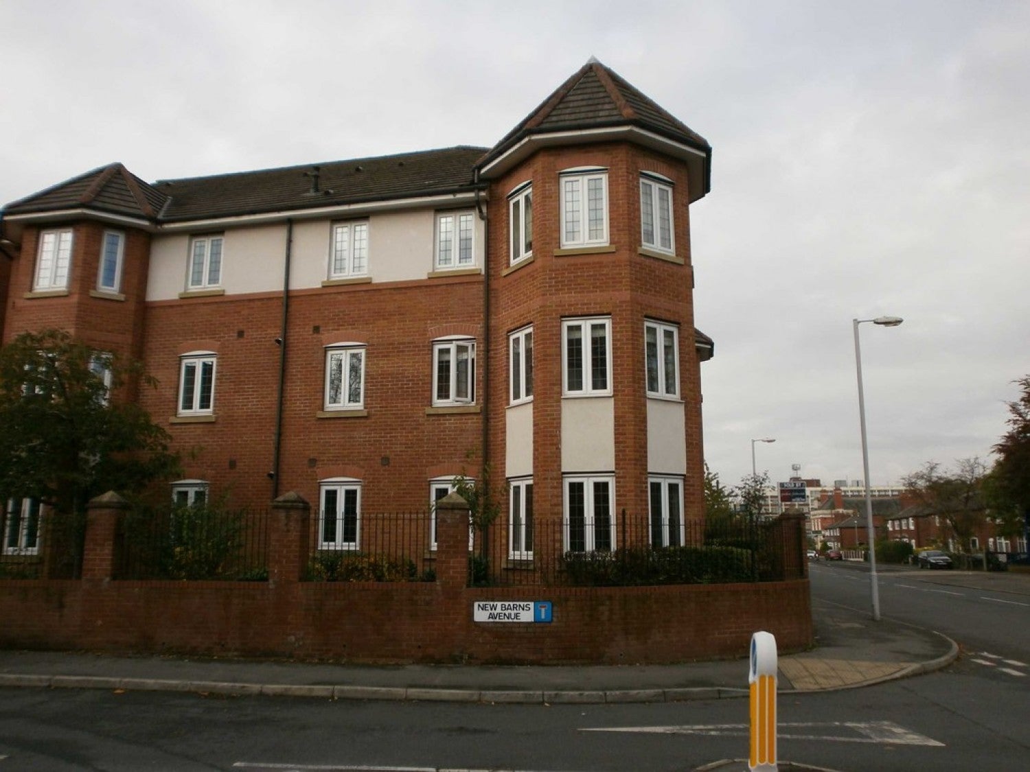 Flat New Barns Avenue in Manchester