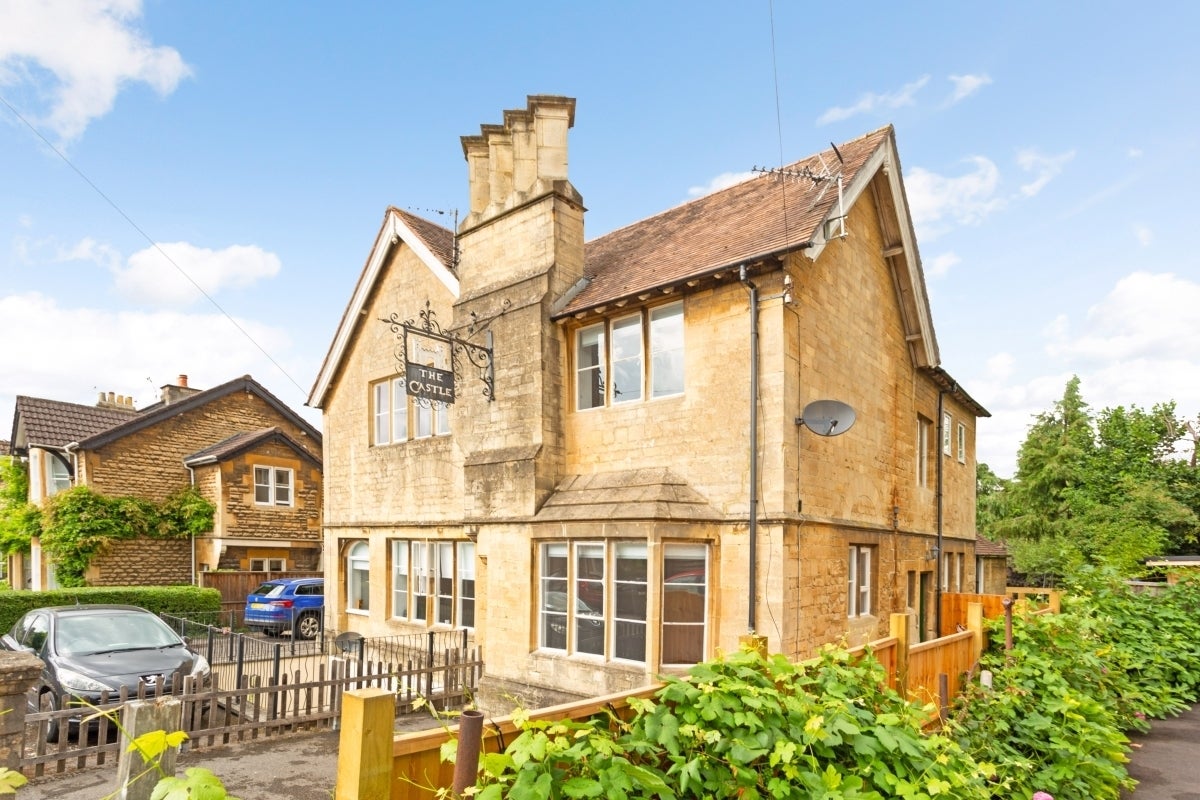 House Forester Avenue in Bath