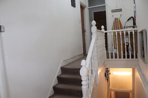 Flat Finchley Road in Greater London