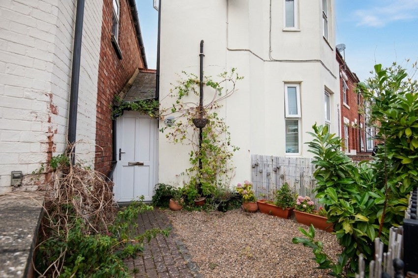 Flat College Street in Wellingborough