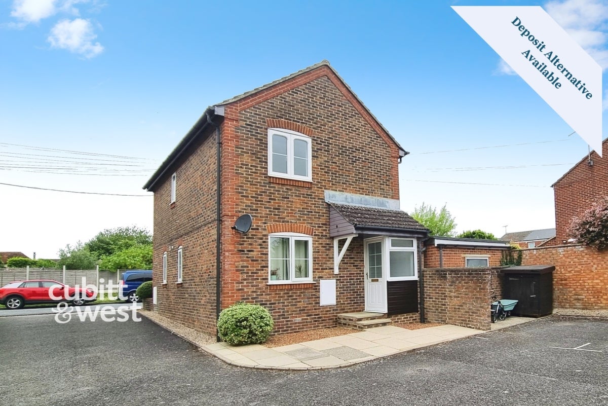Flat Garlands Road in Reigate and Banstead