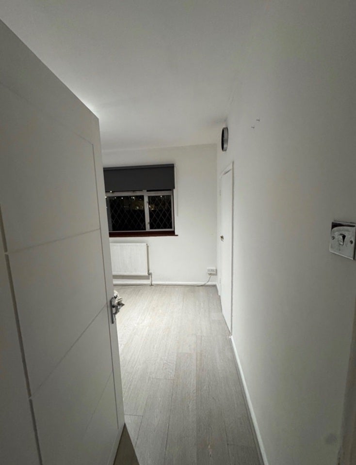 Room Cygnet Avenue in Greater London