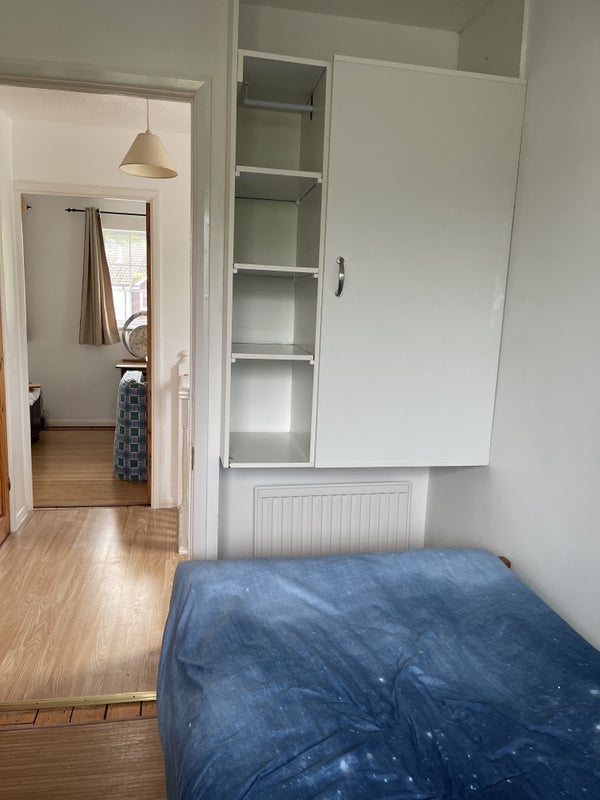 Room Celerity Drive in Cardiff