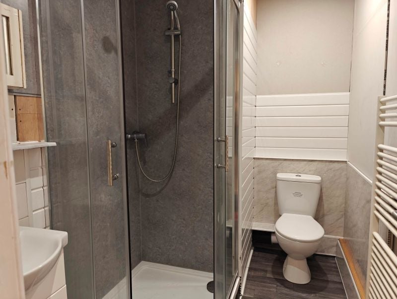 Room Uxbridge Road in Greater London