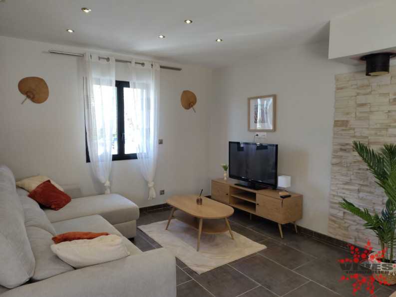 House Avenue de Lespignan in Nissan-lez-Enserune