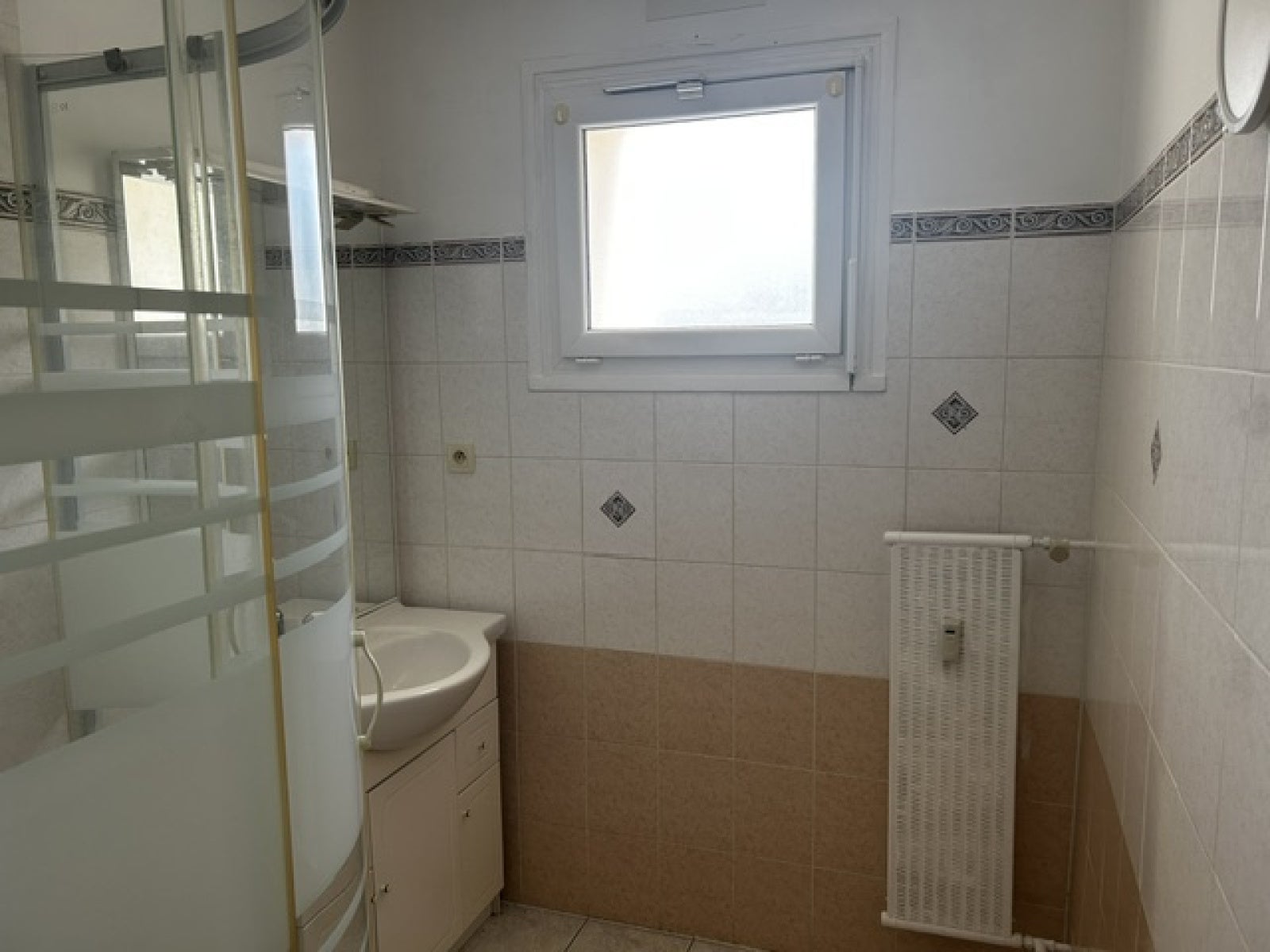 Flat Rue Yves Chaze in Montélimar
